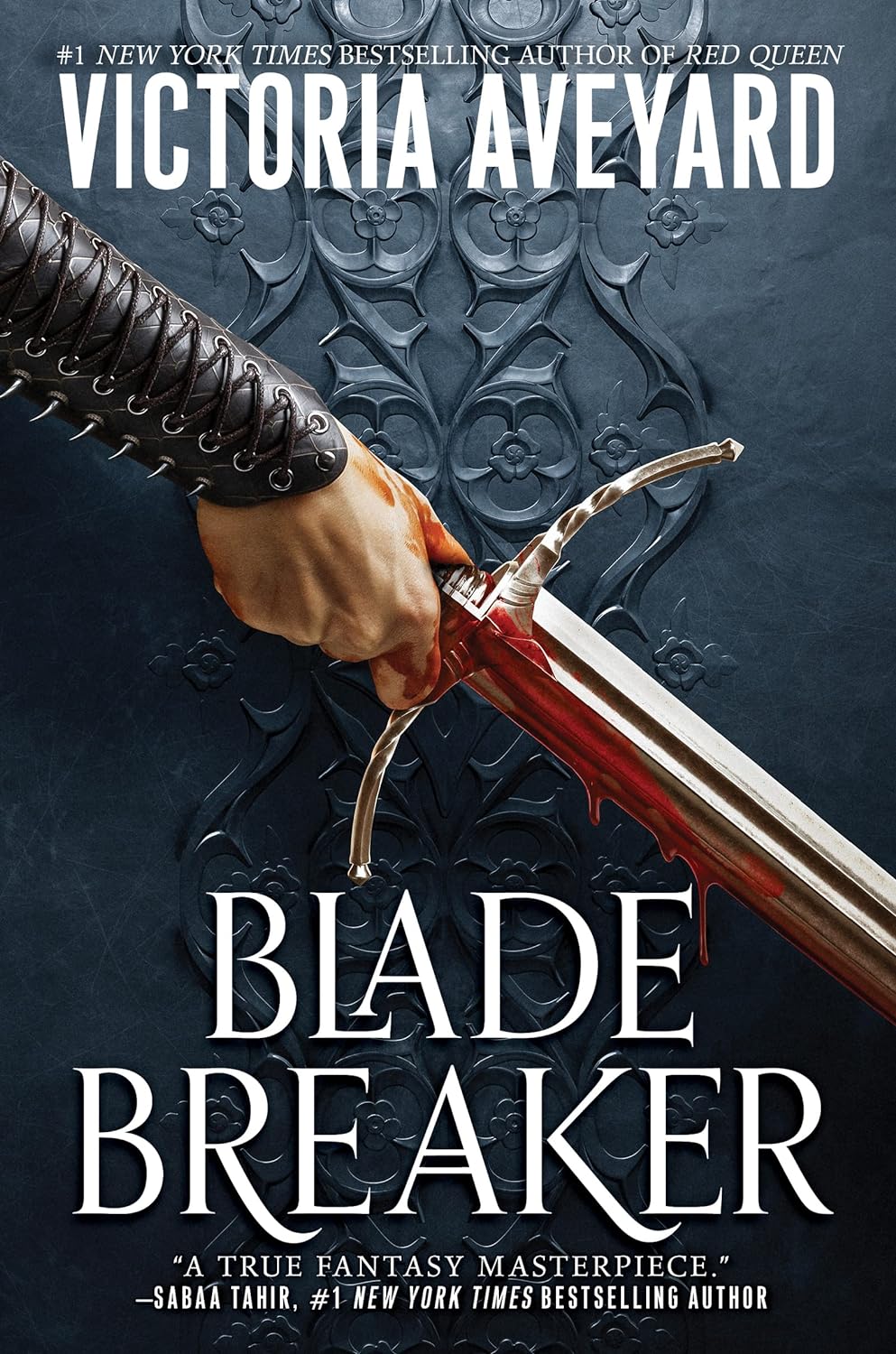 Blade Breaker (Realm Breaker, 2) by Victoria Aveyard (Author)